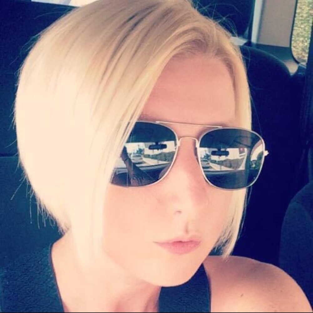 Meet your Posher, Kimberly